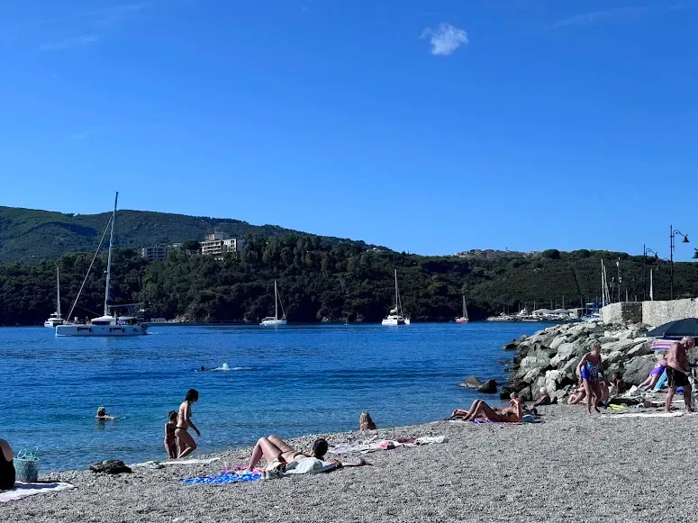 A sunlit beach cove in Portofino on the Italian Riviera — Suncoast Travel European tours